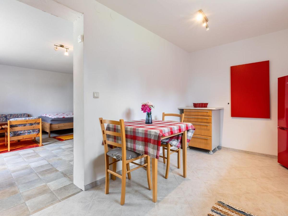Snug Holiday Home In Divitz Spoldershagen Near Skydiving Zewnętrze zdjęcie
