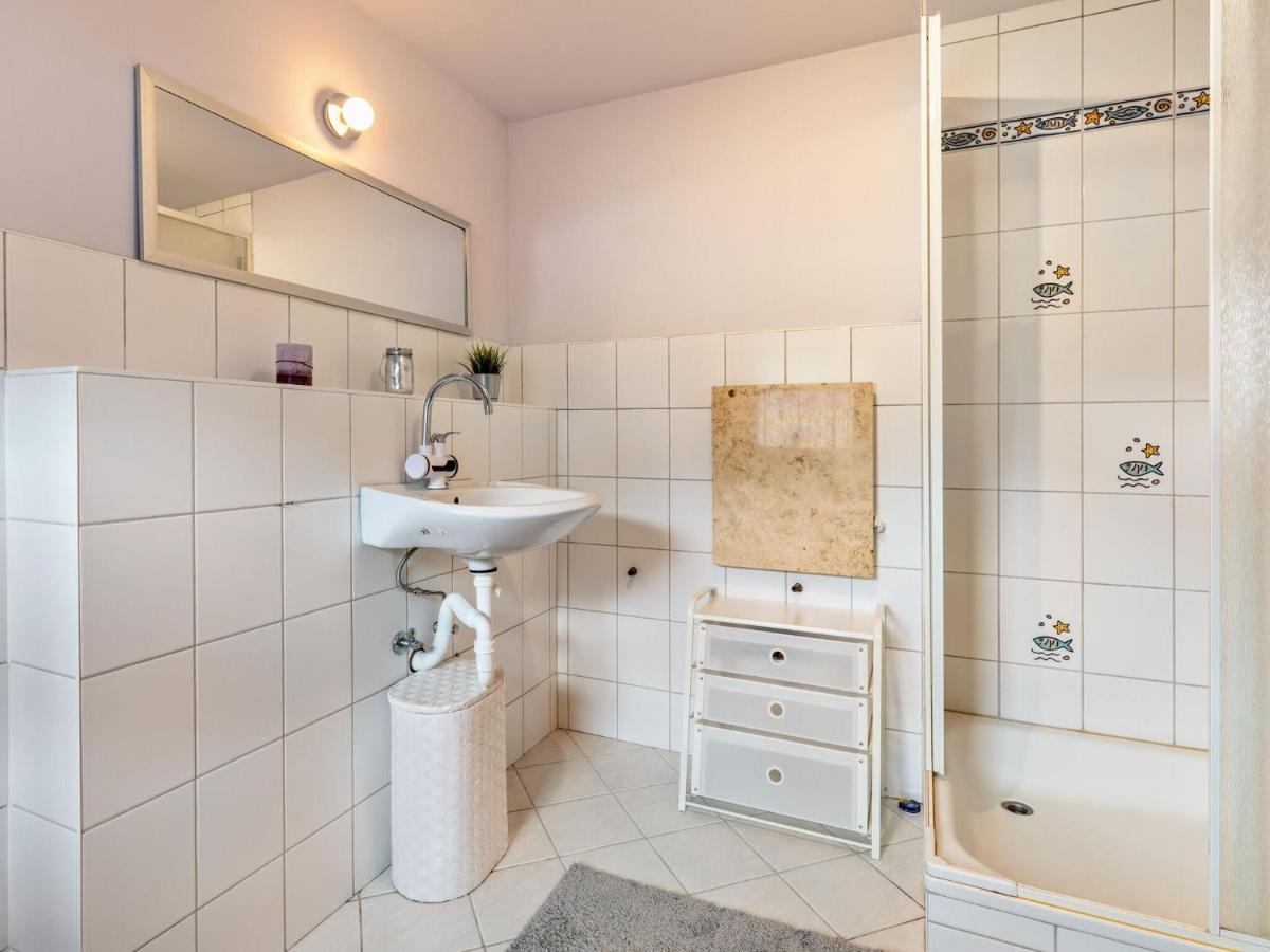 Snug Holiday Home In Divitz Spoldershagen Near Skydiving Zewnętrze zdjęcie
